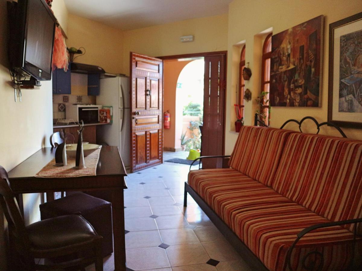 Villa Eleni Seaside Apartments Platanés Eksteriør billede