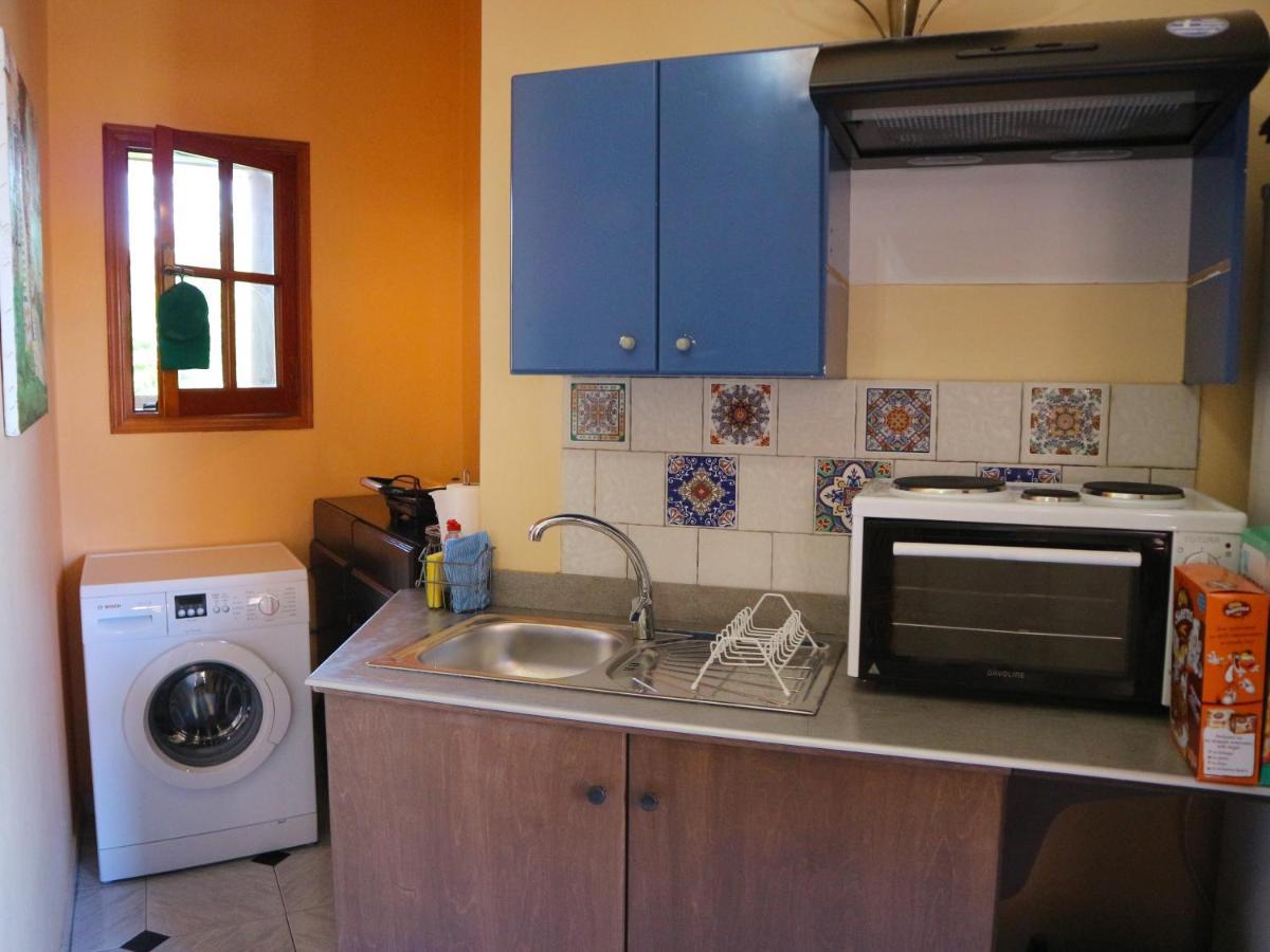 Villa Eleni Seaside Apartments Platanés Eksteriør billede